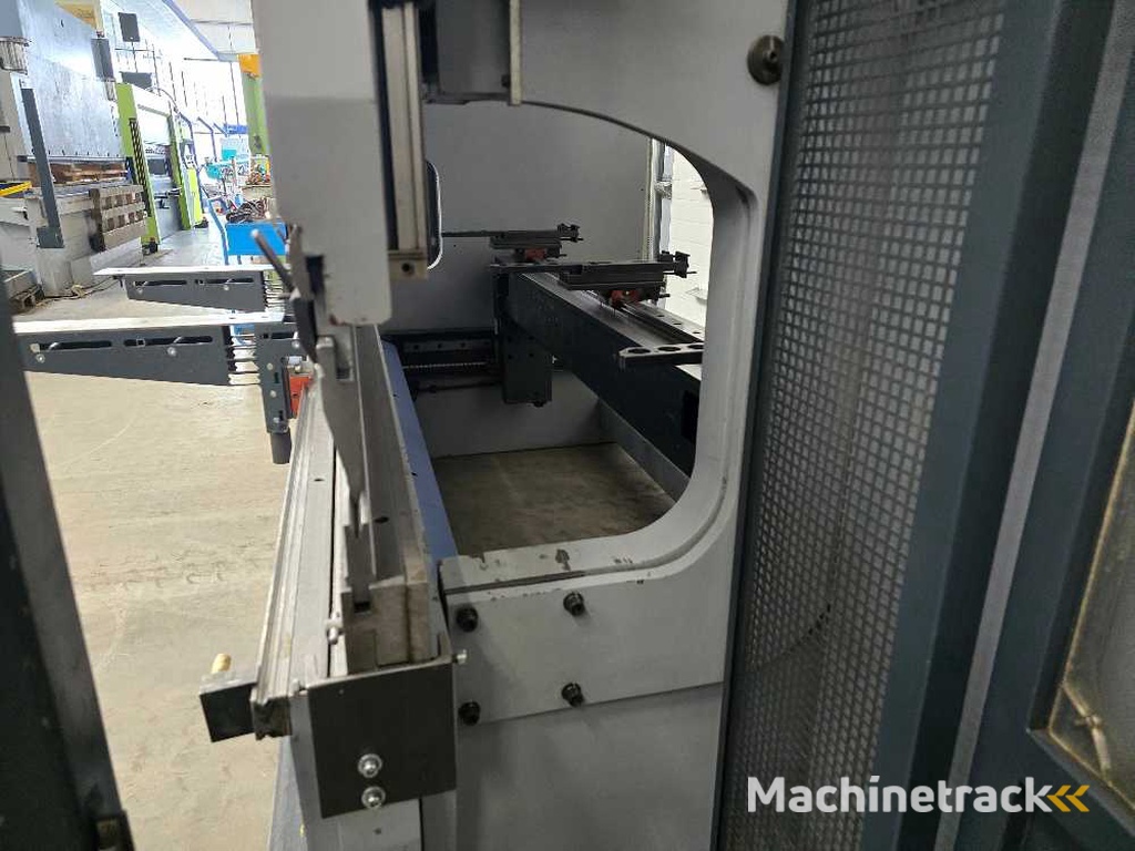 SMD - 2004 - PBH 160 3100 4C - CNC-kantbank