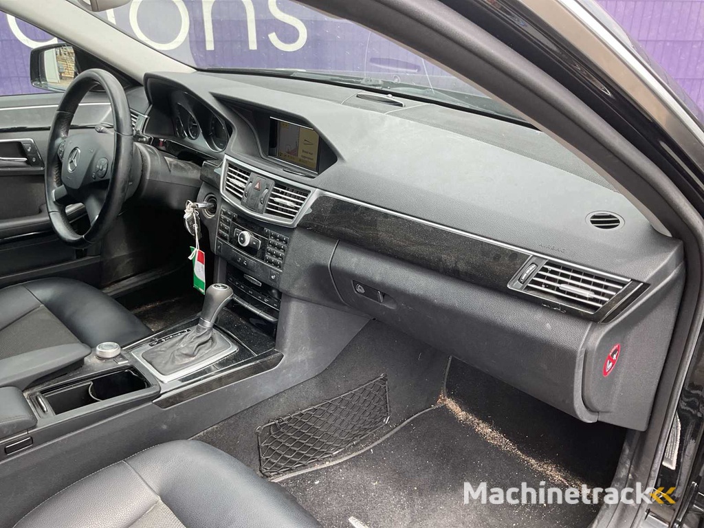 2010 - Mercedes-Benz - E-class Estate - 200 CGI - Passenger car