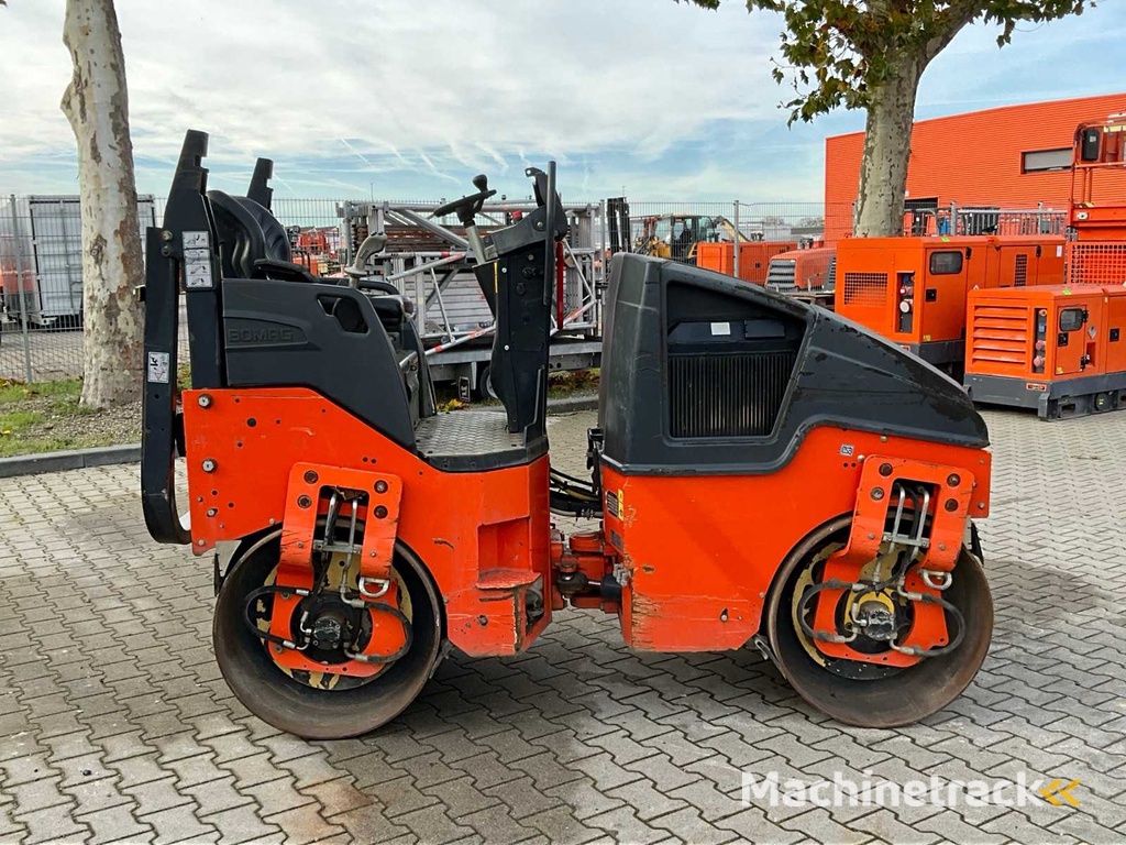 2015 Bomag BW 100 AD-5 Knik trilwals