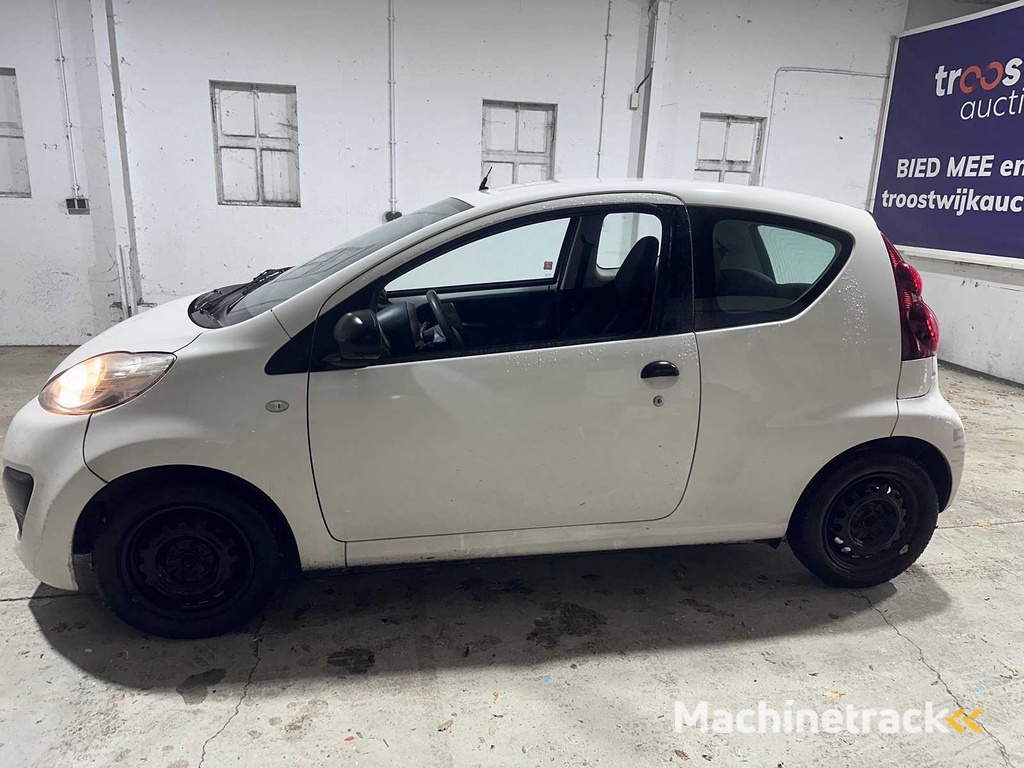 Peugeot - 107 - 1.0 Access Accent - 92-XHN-2