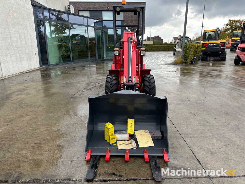 Plus power- 2025 - HQ180T - Schranklader