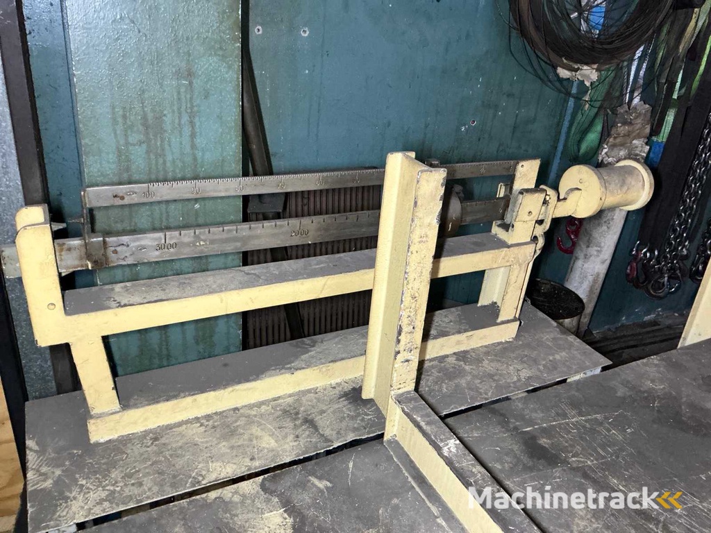 ENRICO BAGNI Weegschaal