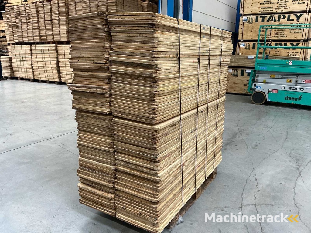 Partij Vuren/Grenenhout Kaasplanken 1660x420x20 Bouwhout