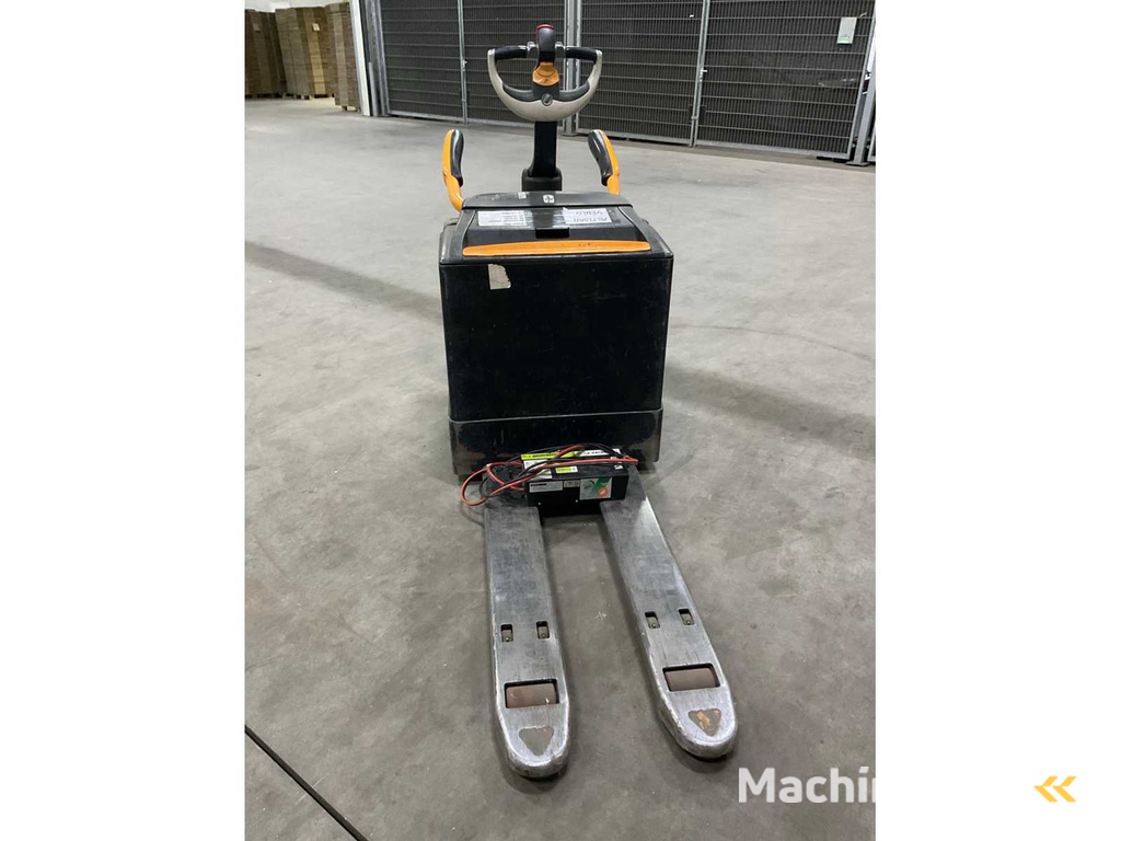 2011 Crown WT3040 Elektrische palletwagen