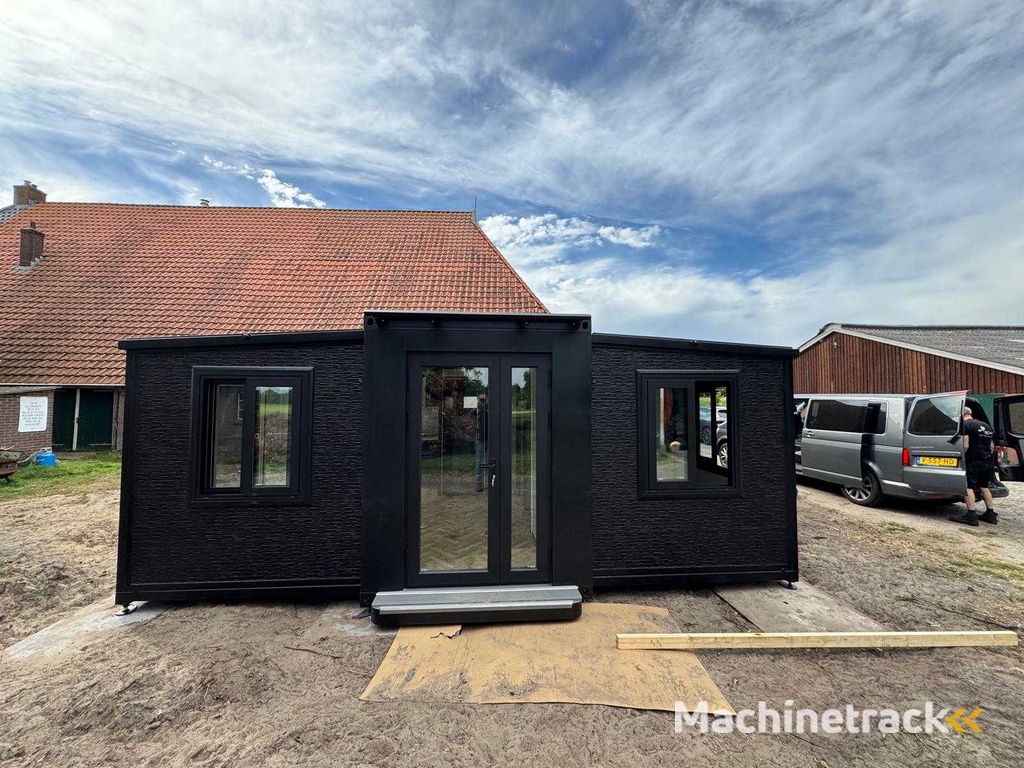 2025 Rhino Houses 36,5 m2 met Glazen wand, 2 slaapkamers, badkamer en keuken Mobiele woonunit / Tiny house