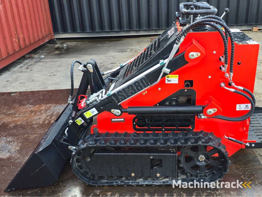 2025 - SDLOOL - SL380 - Rood - Shovel