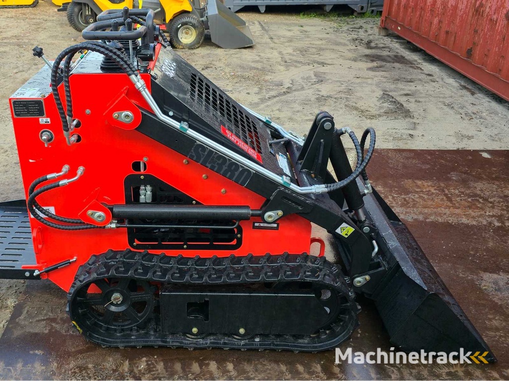 2025 - SDLOOL - SL380 - Rood - Shovel