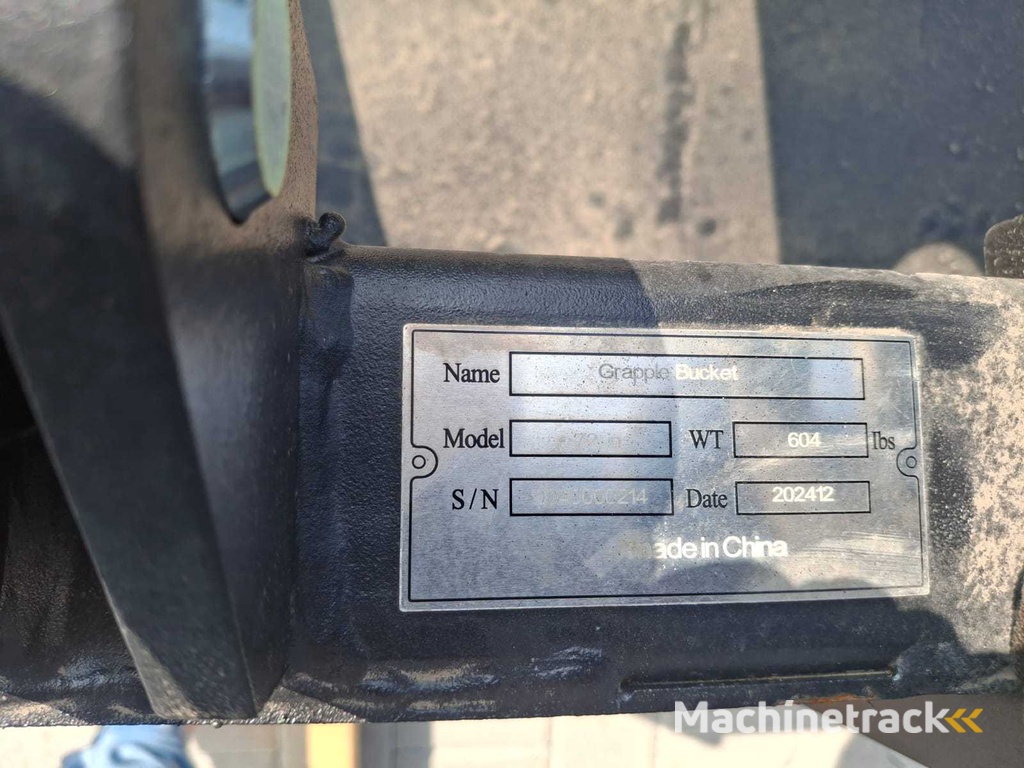 2025 Rhino-cross 72 inch grapple Bucket