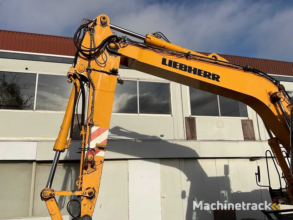 2001 Liebherr A 900 B Litronic Mobilbagger