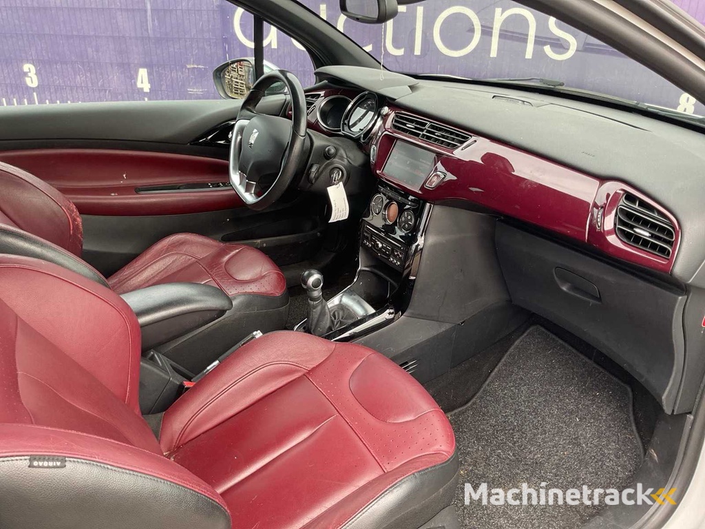 2011 - Citroen - DS3 - 1.6 e-HDi So Chic - Personenauto