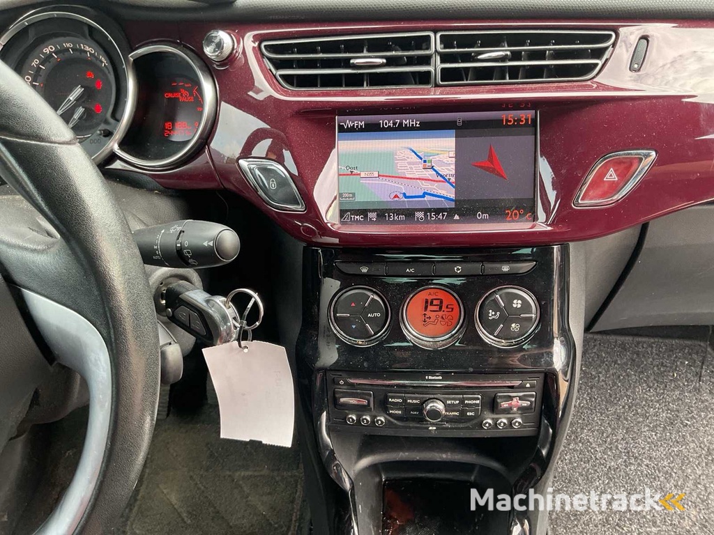 2011 - Citroen - DS3 - 1.6 e-HDi So Chic - Personenauto