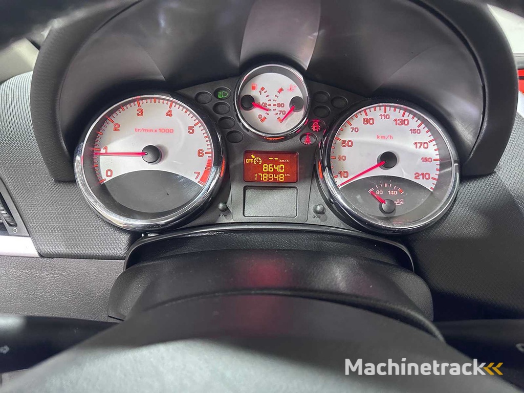 Peugeot - 207 CC - 1.6 VTi - R-814-JZ