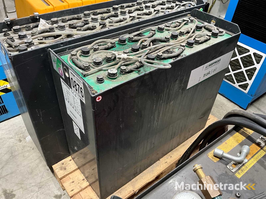 2017 Hoppecke 24 V 5 HPZS 775 Forklift Battery