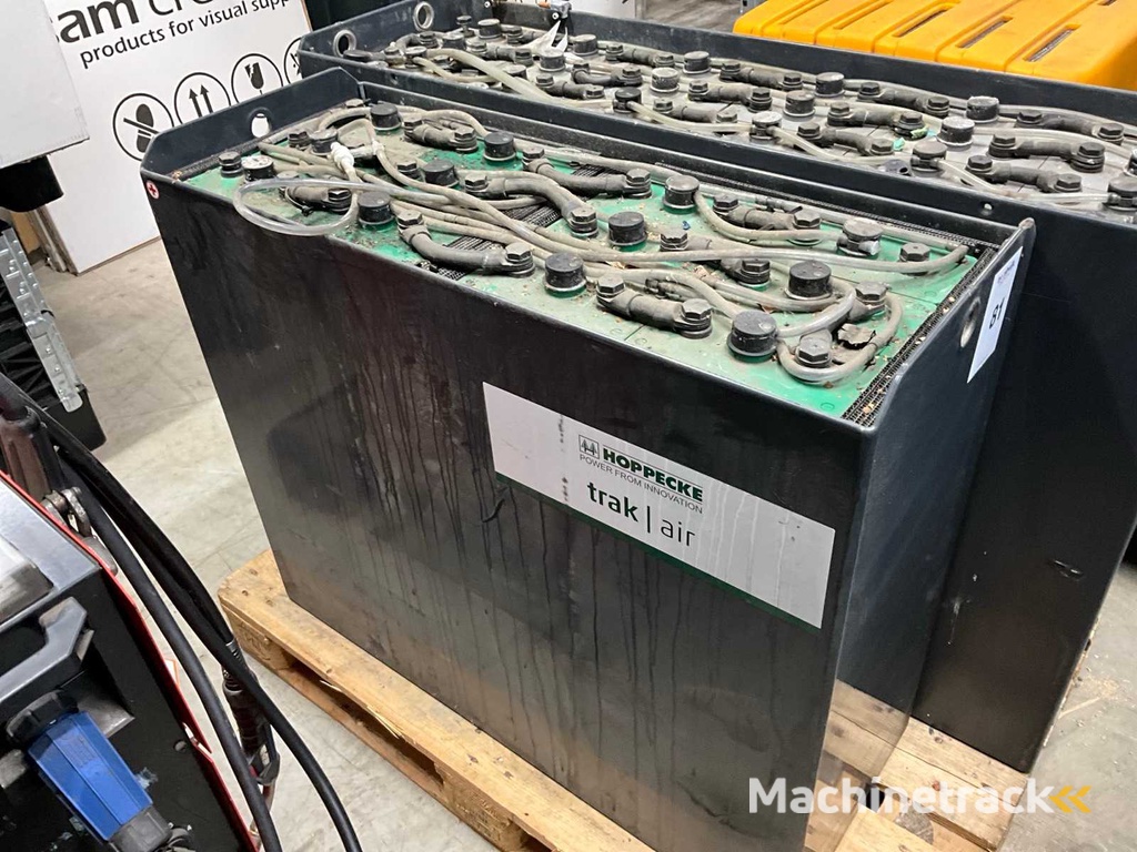 2017 Hoppecke 24 V 5 HPZS 775 Forklift Battery