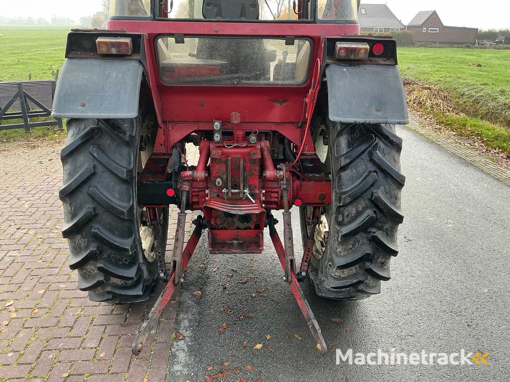 1981 International 745xl Tweewielaangedreven landbouwtractor