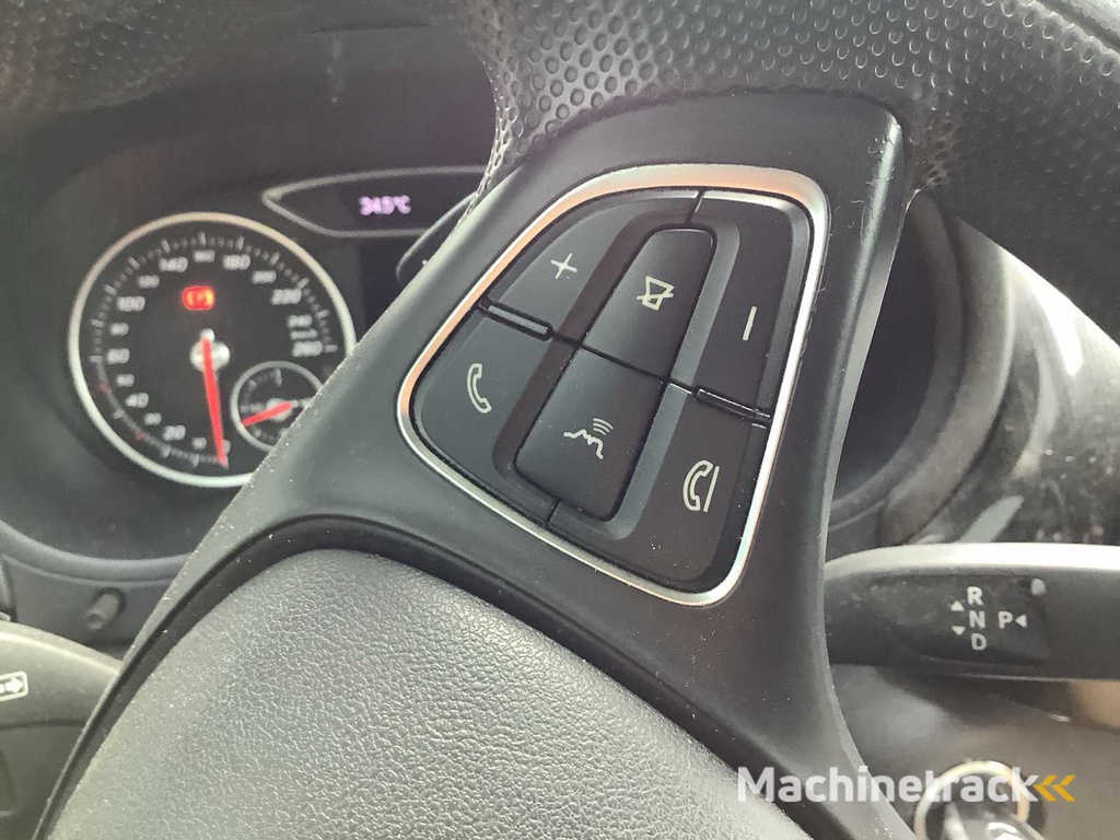 2018 - Mercedes-Benz - B-class - 220 d Ambition - Passenger car