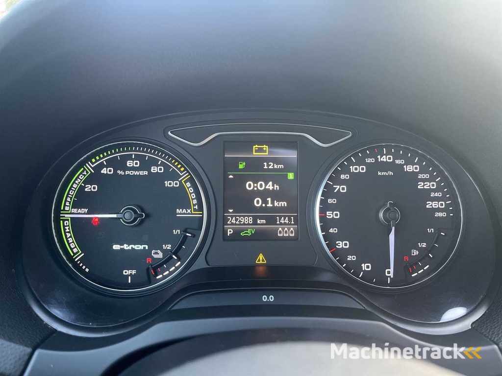 Audi A3 Sportback 1.4 e-tron PHEV Ambition Pro Line plus 2015 | GN-710-K