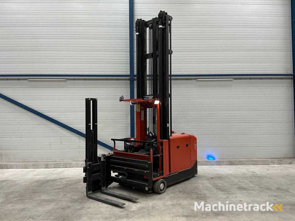 Toyota - 2011 - VCE135 - Smallegangentruck