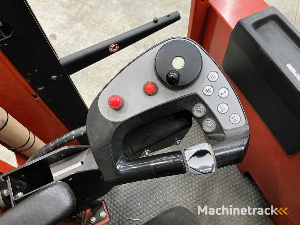 Toyota - 2011 - VCE135 - Smallegangentruck