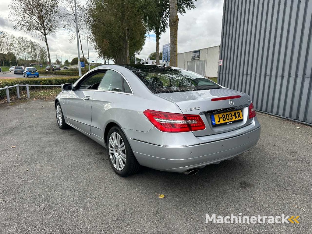 Mercedes-Benz - E-class Coupé - 250 CGI Elegance - Car - 2009