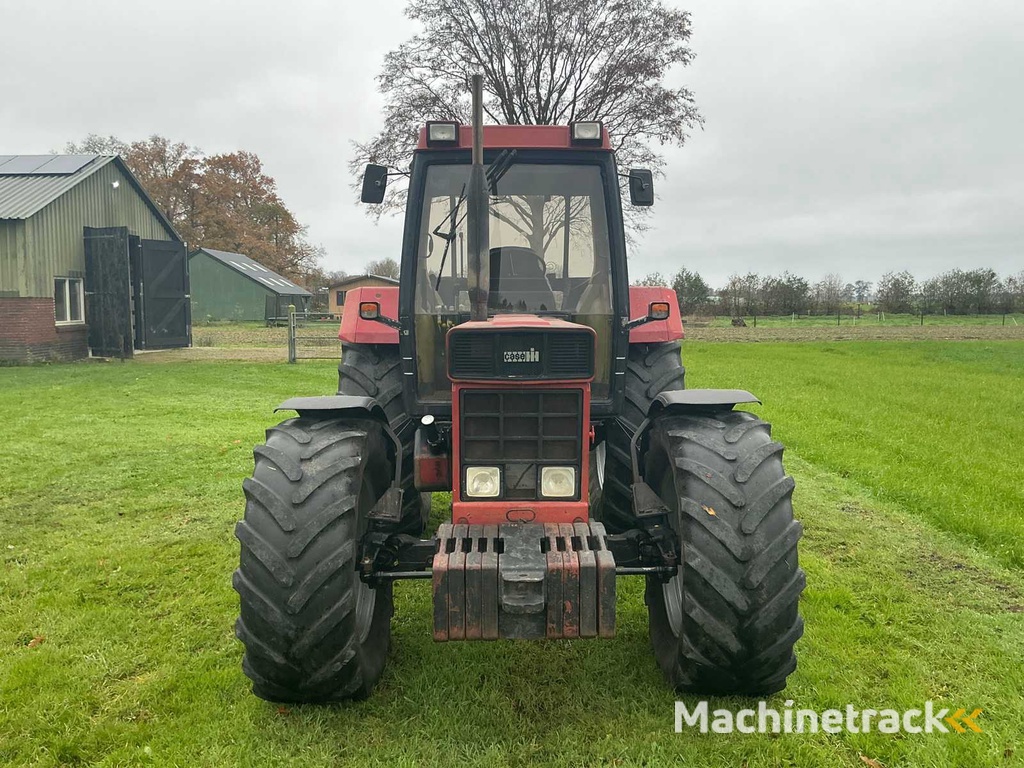 1986 Case international 1056 AXL Vierwielaangedreven landbouwtractor