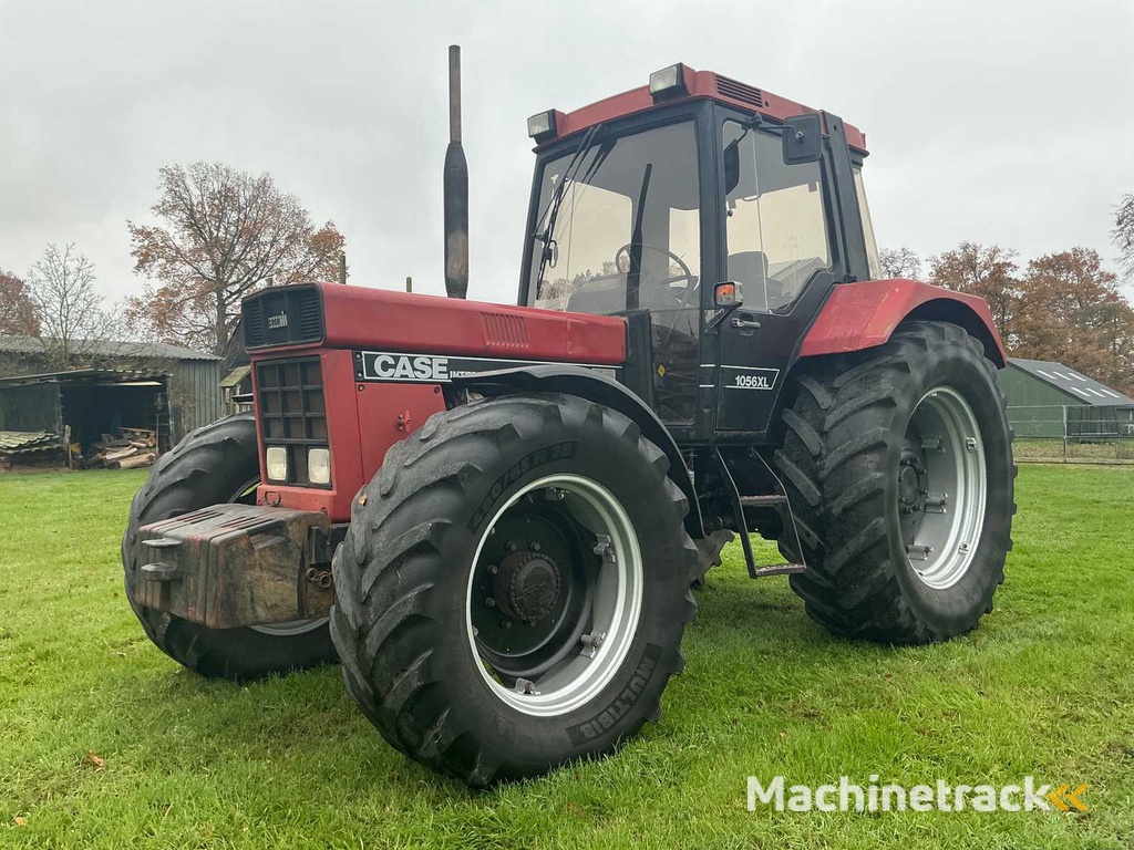 1986 Case international 1056 AXL Vierwielaangedreven landbouwtractor