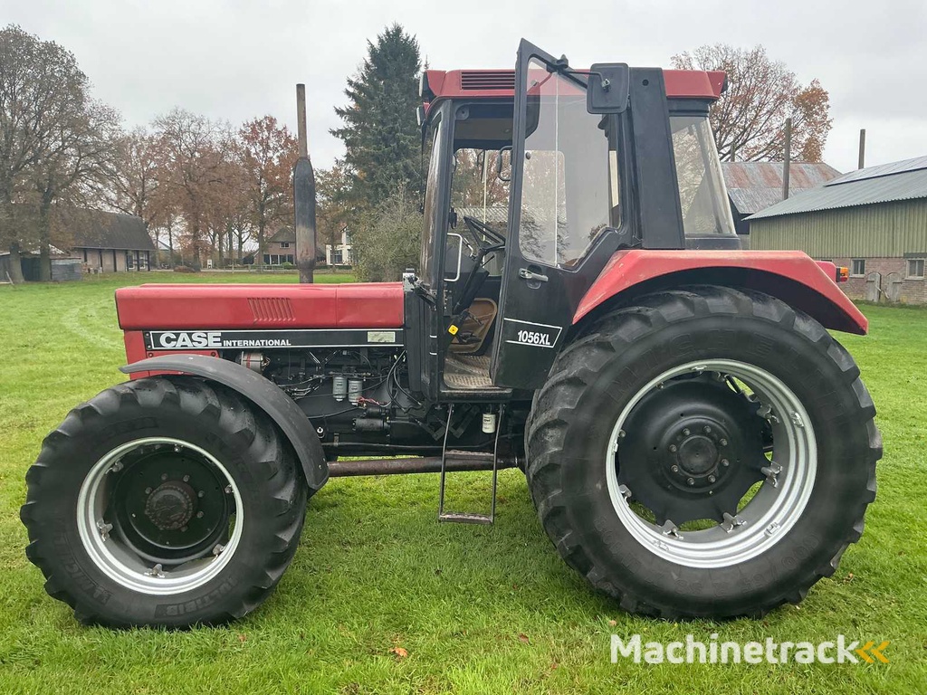1986 Case international 1056 AXL Vierwielaangedreven landbouwtractor