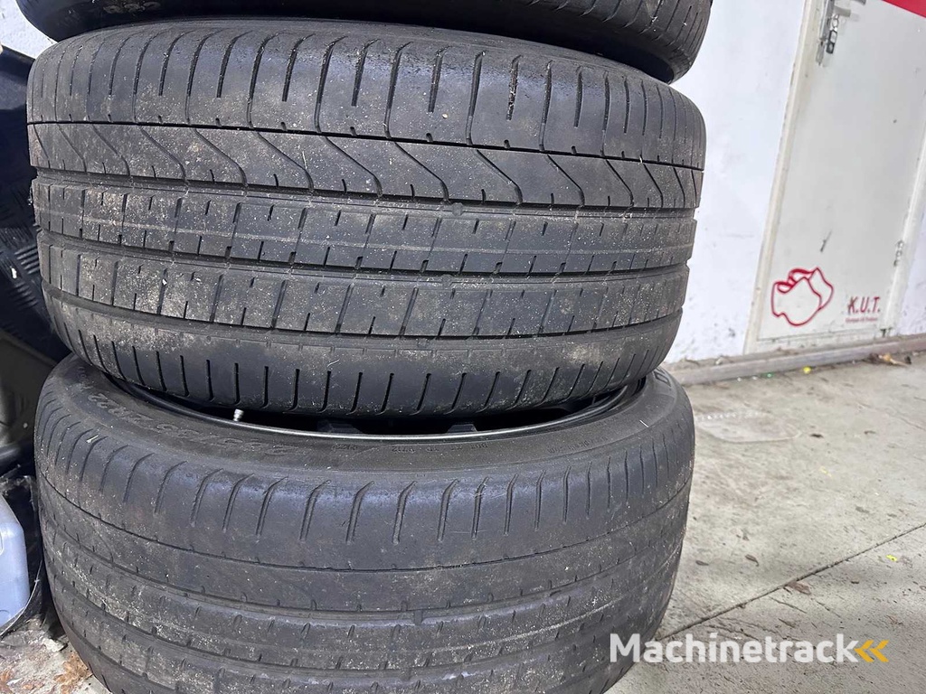 PORSCHE - Cayenne - 22" 5x130 5J