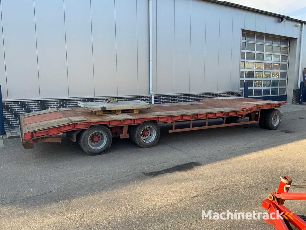 1999 Kröger nutzfahrzeuge 3-axle Ramp