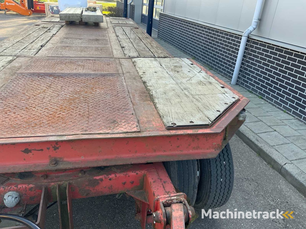 1999 Kröger nutzfahrzeuge 3-axle Ramp