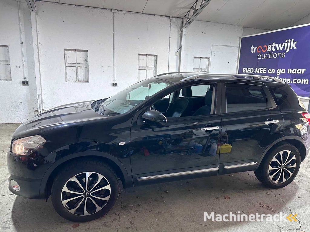 Nissan - Qashqai - 2.0 Connect Edition LPG 17-NXR-8