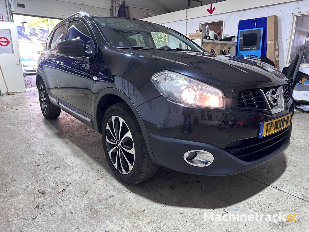 Nissan - Qashqai - 2.0 Connect Edition LPG 17-NXR-8