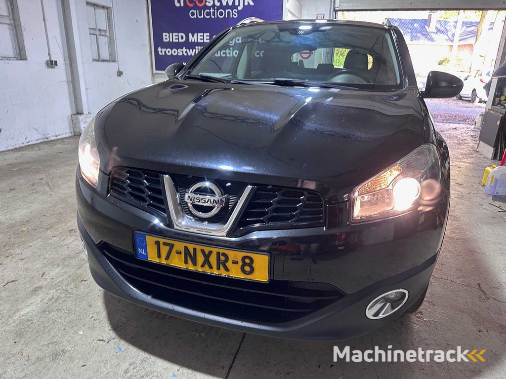 Nissan - Qashqai - 2.0 Connect Edition LPG 17-NXR-8