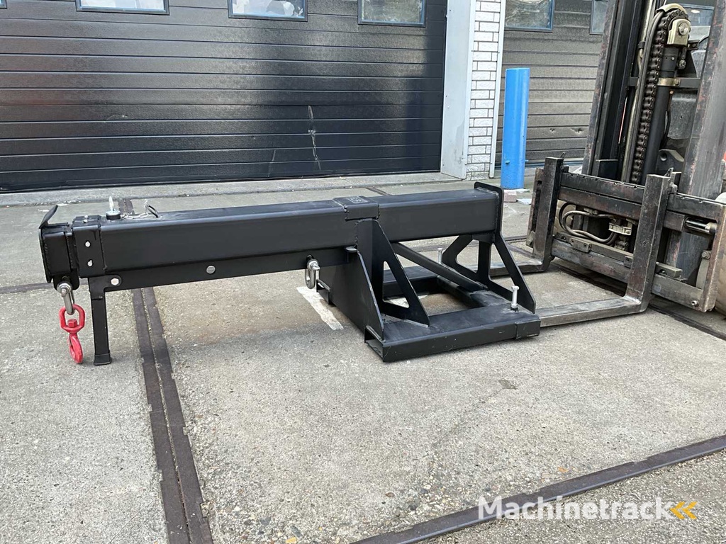 2025 - 3000kg - Heftruck Kraanarm/ jib