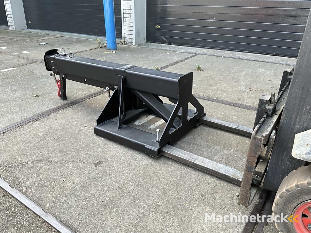 2025 - 3000kg - Heftruck Kraanarm/ jib
