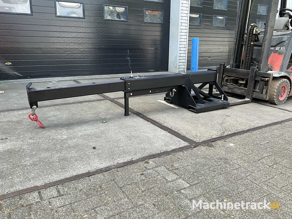 2025 - 3000kg - Heftruck Kraanarm/ jib