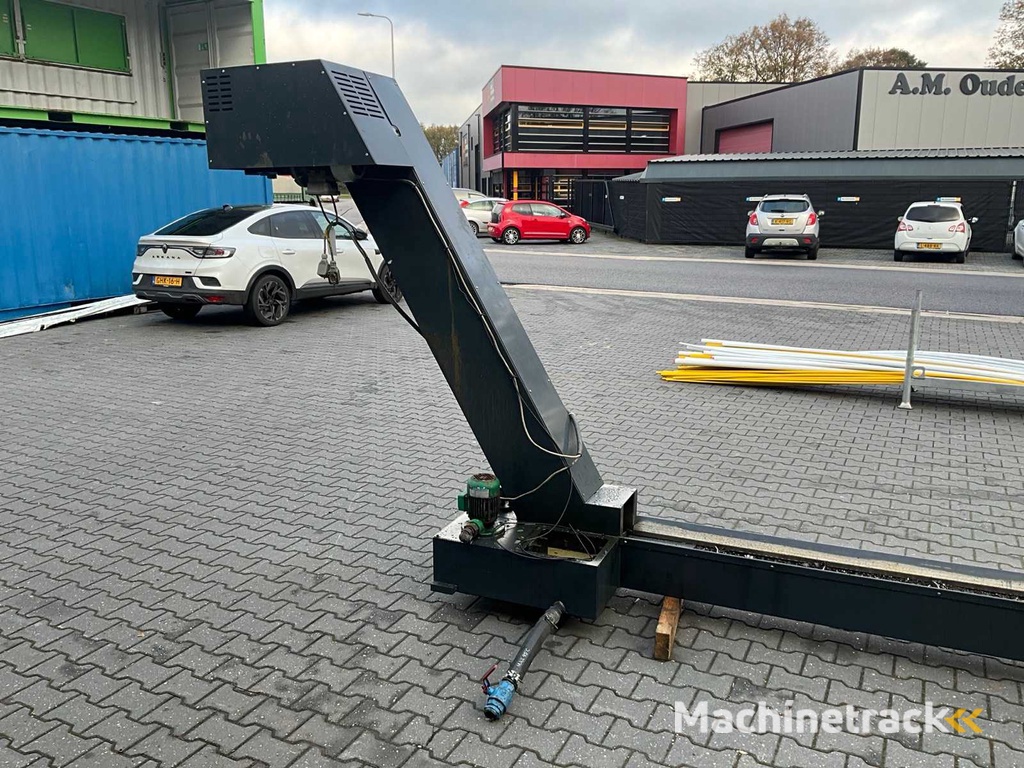 2014 La Protec 02348 Chip Conveyor