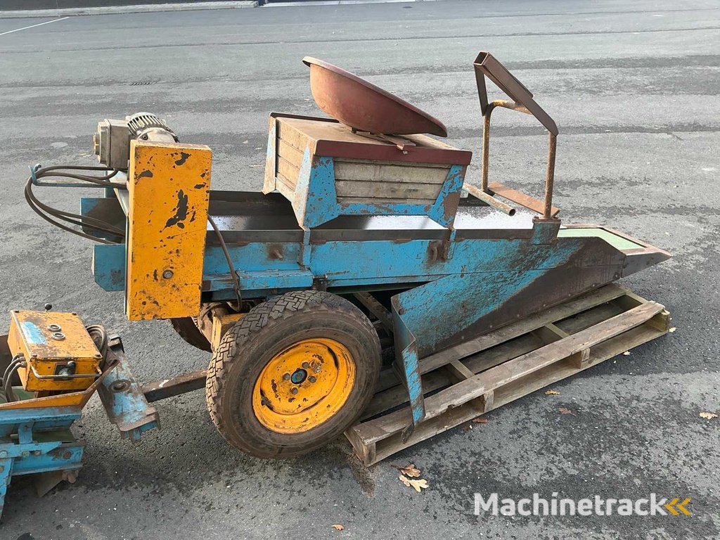 Climax Z40V Opraapmachine met mobiele opvoerband