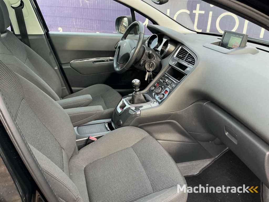 2014 - Peugeot - 5008 - 1.6 THP Active 5p. - Personenauto