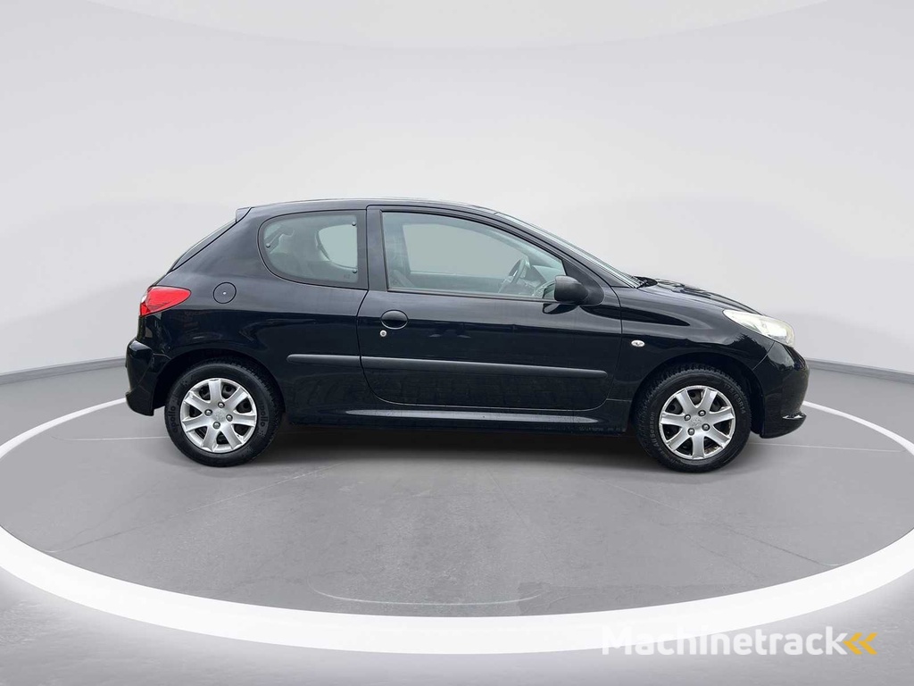 Peugeot 206 + 1.1 XR | HF-622-R