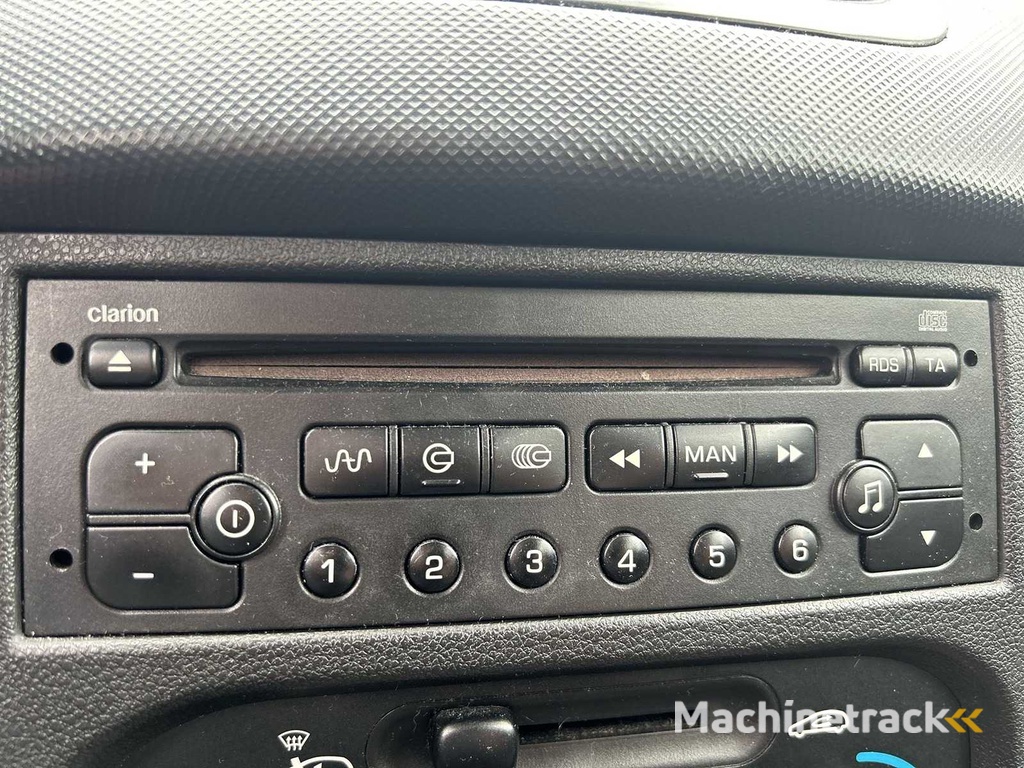 Peugeot 206 + 1.1 XR | HF-622-R