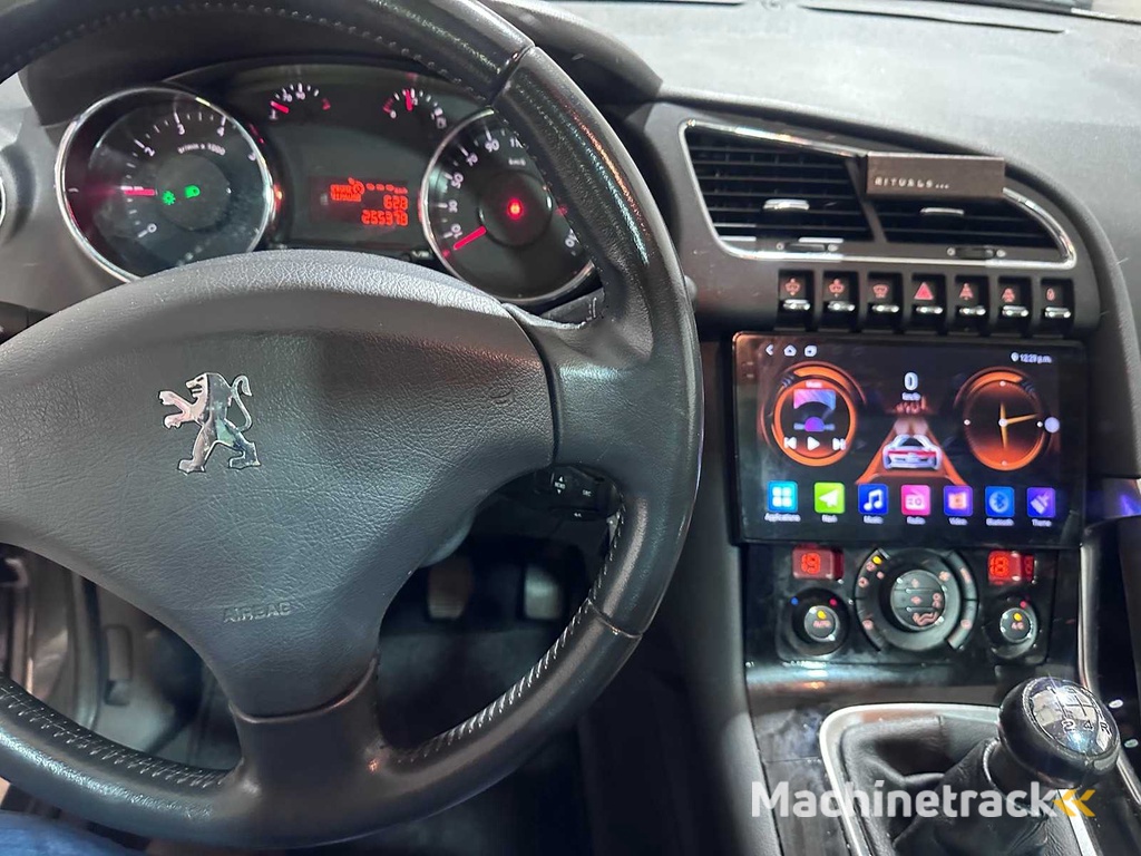 Peugeot - 3008 - 1.6 VTi Première - 35-JPR-1