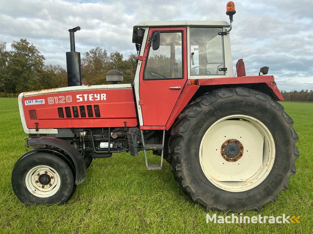 Steyr 8120
