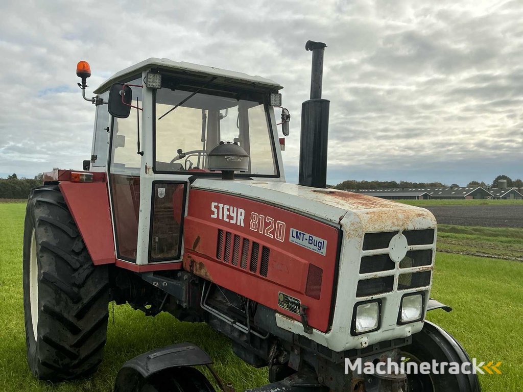 Steyr 8120