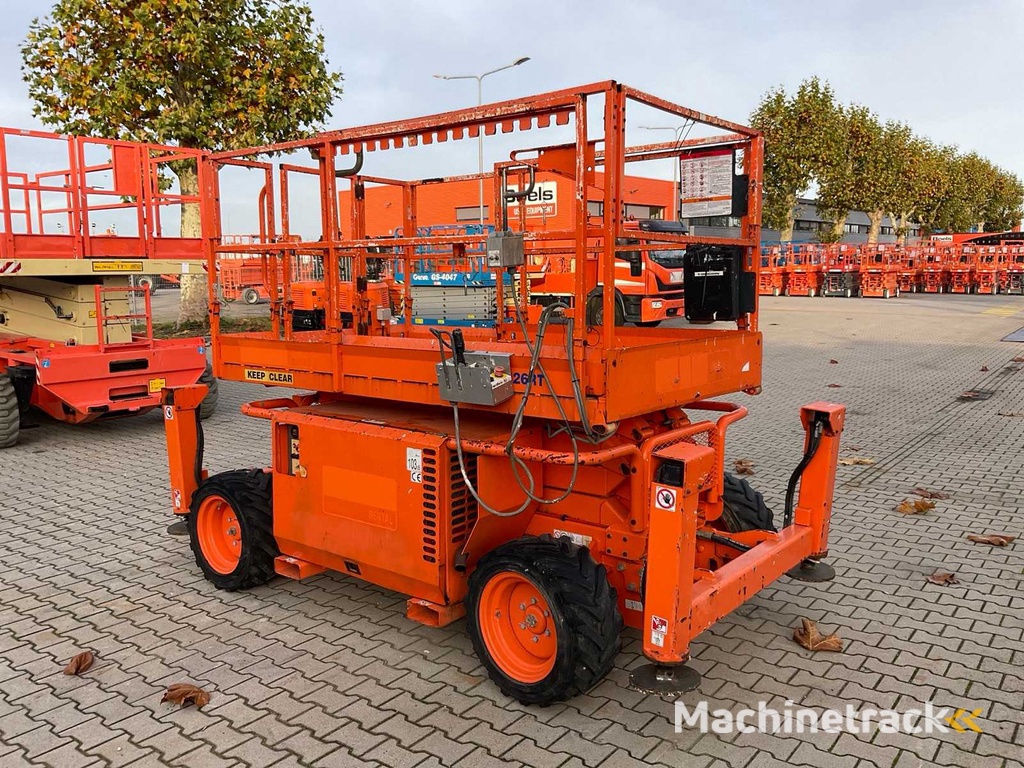 2015 SkyJack SJ 6826RT Hoogwerker 4x4