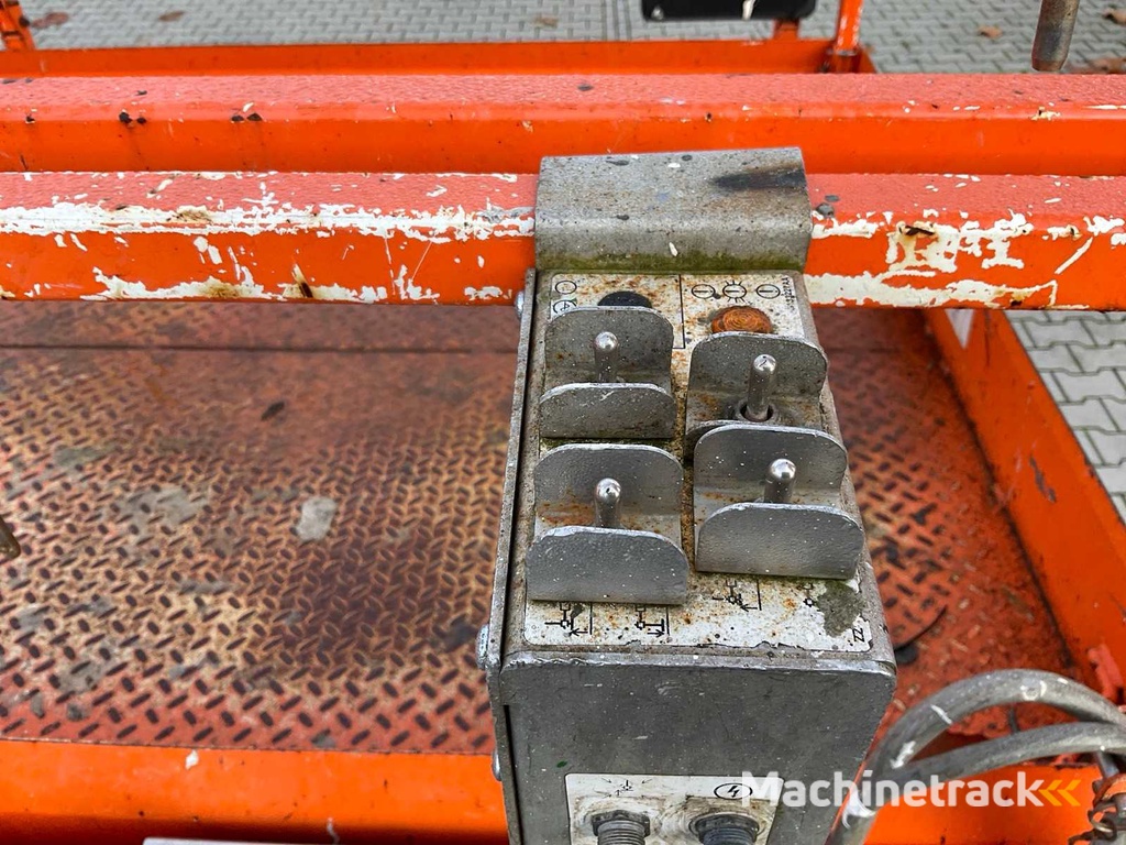 2015 SkyJack SJ 6826RT Hoogwerker 4x4