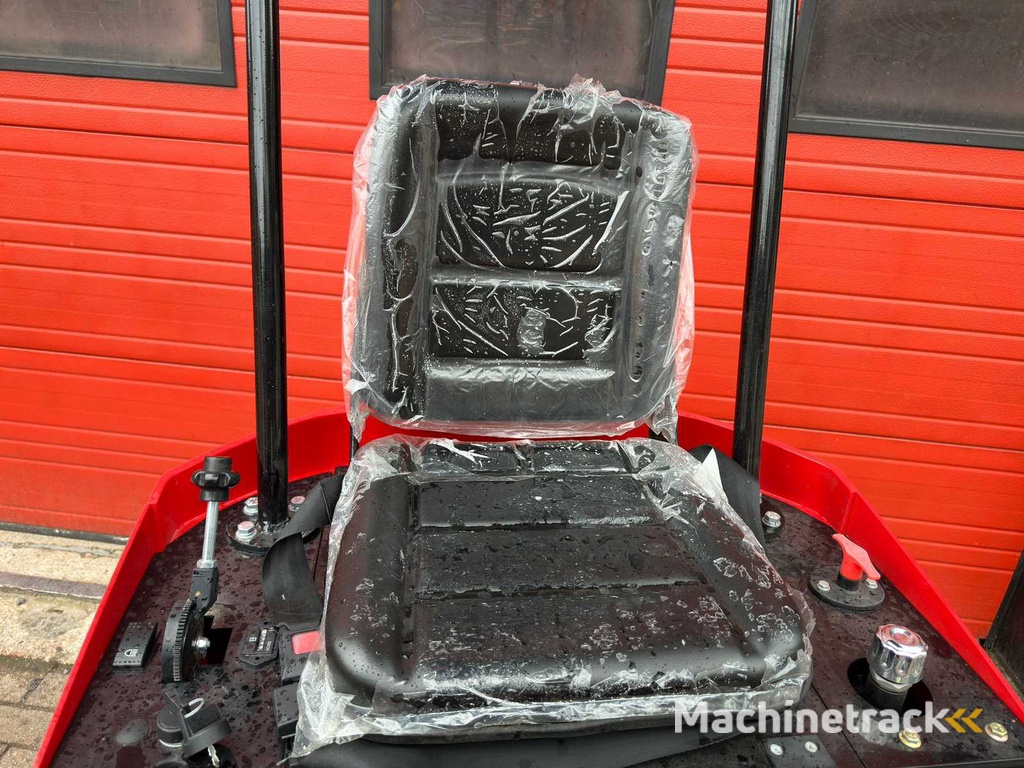 2024 JPC HT12 Roter Minibagger