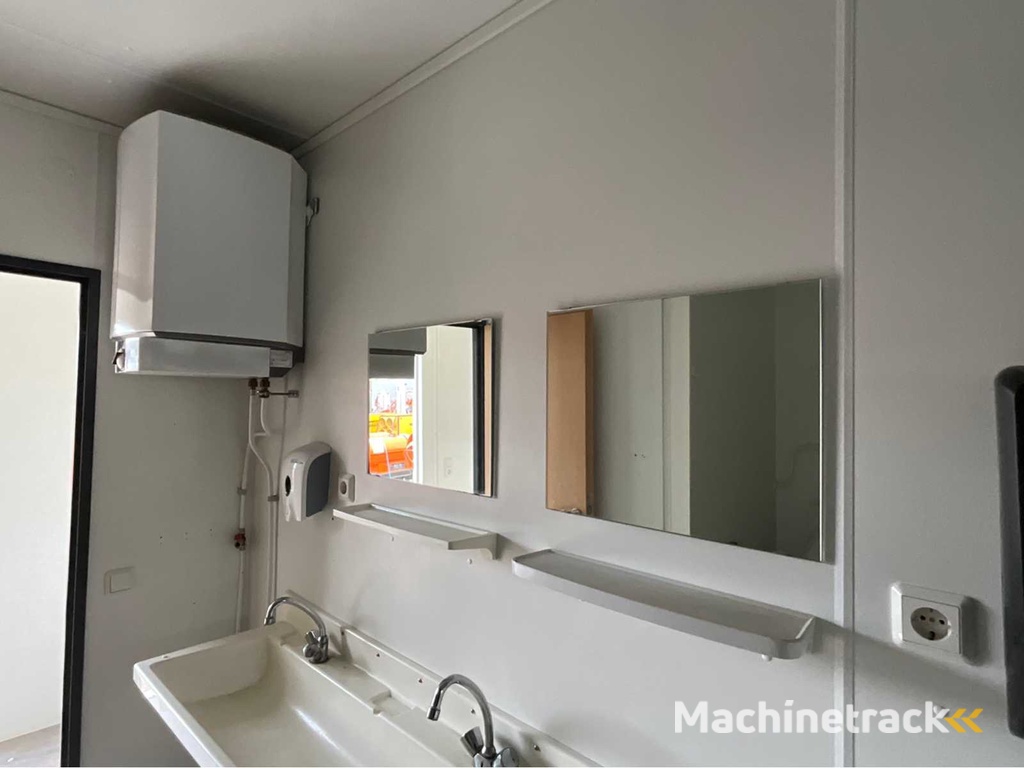 Kleusberg Solid Sanitaire unit;