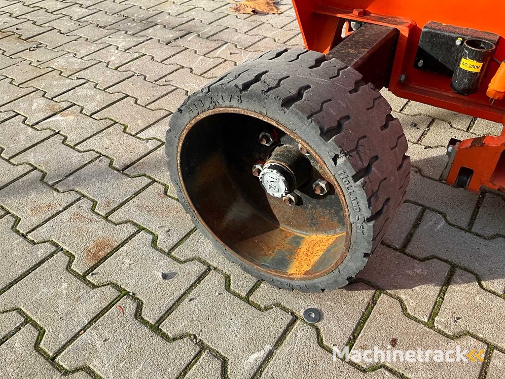 2014 Holland Lift HL-11816 Hoogwerker