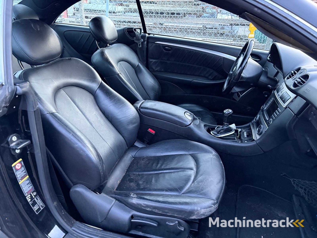 Mercedes-Benz - CLK-class Coupé - 320 CDI Avantgarde - DAMAGE